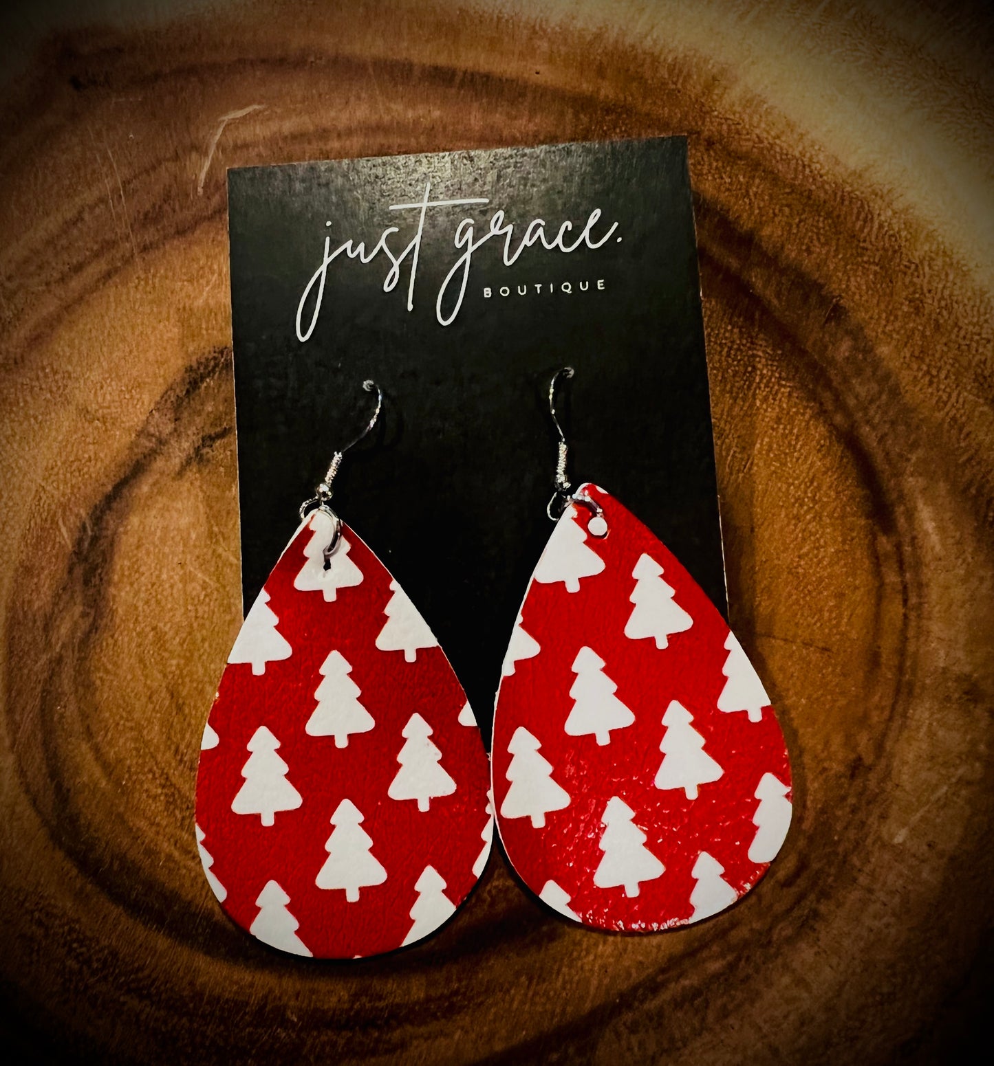 Christmas- Red w/ Trees